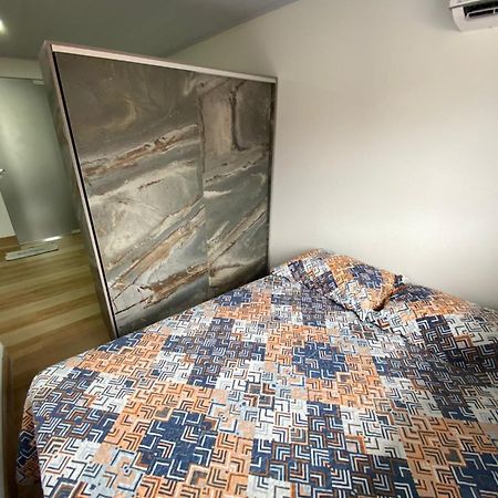 Loft E Suites Temporada Balneário Camboriú Buitenkant foto
